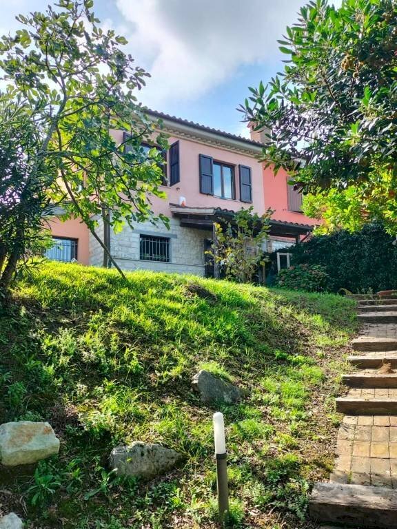 Giardino - Rustico via Monte Colombo, 10, Sirolo - foto 1