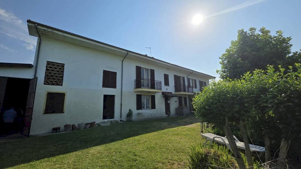 Facciata - Rustico strada Cascinetta, Costigliole d'Asti - foto 1