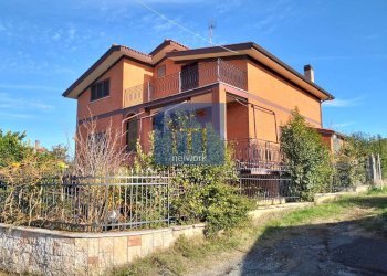 facciata - Villa Colle Vetrice, San Cesareo - foto 1