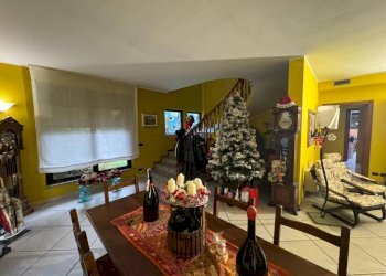 Salone - Villa via Rovereto, 2, Gallarate - foto 2