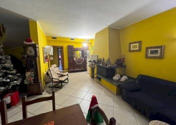 Salone - Villa via Rovereto, 2, Gallarate - foto 9