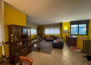 Salone - Villa via Rovereto, 2, Gallarate - foto 14