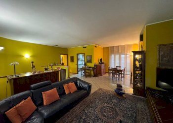 Salone - Villa via Rovereto, 2, Gallarate - foto 20