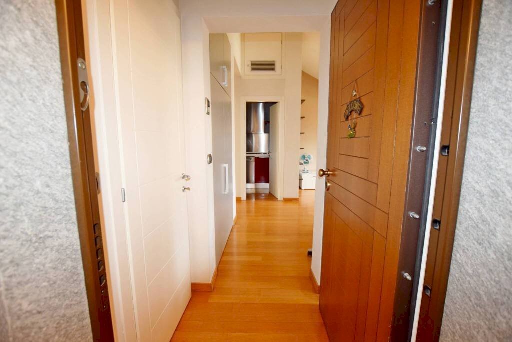 Ingresso - Attic piazza Ellero, 60, Mondovì - photo 2