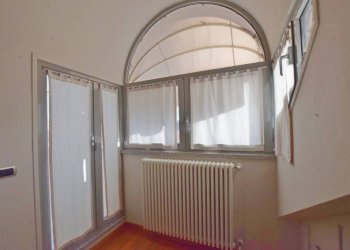 Camera da letto - Attico piazza Ellero, 60, Mondovì - foto 13