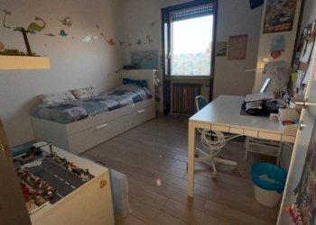 Camera da letto - Three-room apartment via Alfonso Cossa, 18, Milano - photo 31