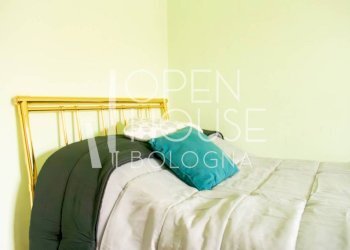 Camera da letto - Appartamento via Isabella Andreini, 23, Bologna (zona San Donato) - foto 12