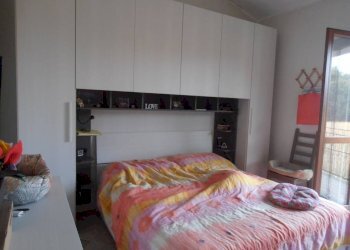 Camera da letto - Two-room apartment Rosta - photo 14