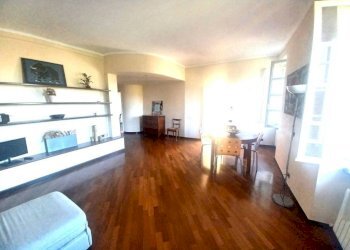 Salone - Trilocale via Romana della Castagna, Genova (zona Quarto) - foto 2