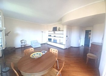 Salone - Trilocale via Romana della Castagna, Genova (zona Quarto) - foto 4