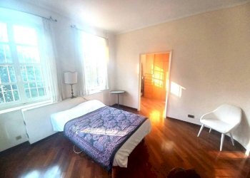 Camera da letto - Trilocale via Romana della Castagna, Genova (zona Quarto) - foto 11