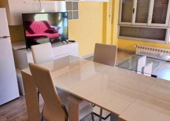 soggiorno - Trilocale largo Alessandro Manzoni, Corsico - foto 2