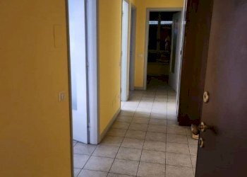 corridoio - Trilocale largo Alessandro Manzoni, Corsico - foto 13