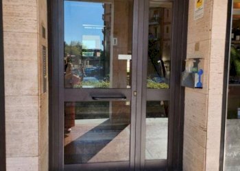 portone - Trilocale largo Alessandro Manzoni, Corsico - foto 24