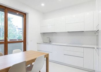 Cucina - Appartamento via Don Luigi Sturzo, 7, Monza (zona Parco) - foto 8