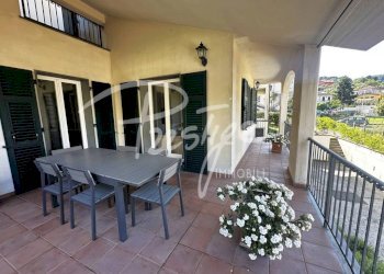 Veranda - Villa a Schiera via Sarzana, 997, La Spezia - foto 7