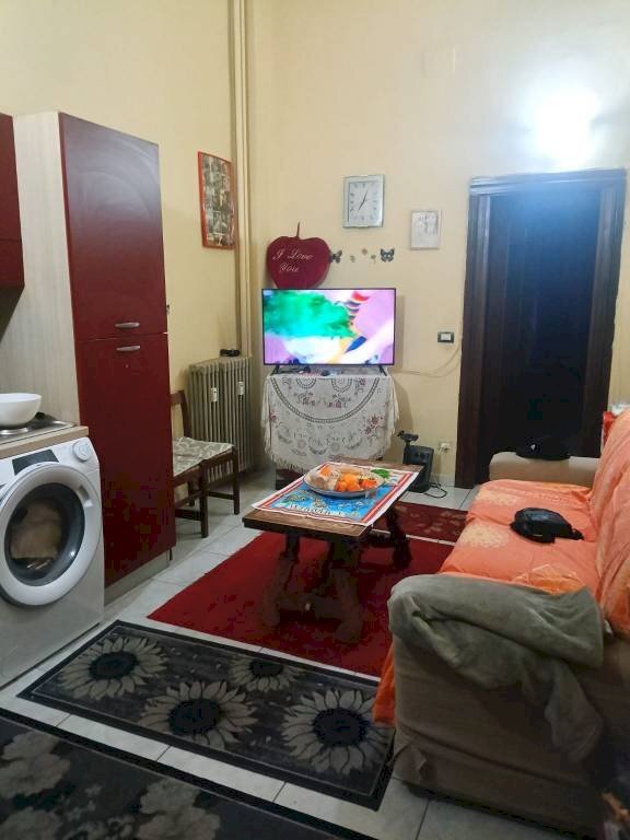 Salone - Bilocale via Tonale, 27, Torino (zona Mirafiori Sud) - foto 2