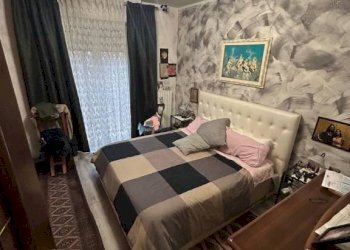 Camera da letto - Four-room apartment via Marzabotto, 5, Collegno - photo 5