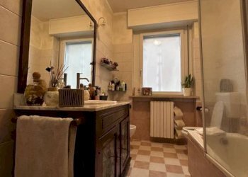 Bagno - Four-room apartment via Marzabotto, 5, Collegno - photo 24