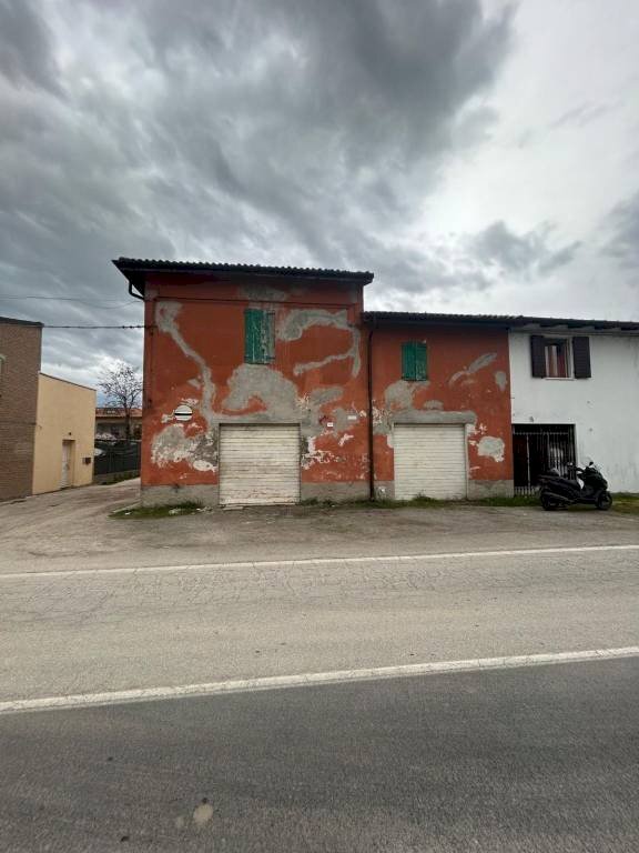 Zona - Casa indipendente via Scorsuro, 155, Poggio Renatico - foto 3