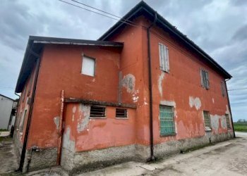 Facciata - Independent house via Scorsuro, 155, Poggio Renatico - photo 4