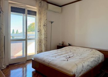 Camera da letto - Appartamento via San Adeodato, Cantù - foto 11