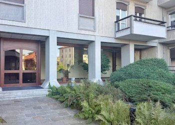 Facciata - Appartamento via San Adeodato, Cantù - foto 25