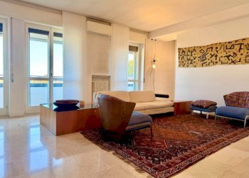 Salone - Appartamento via San Adeodato, Cantù - foto 4