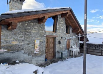 Casa indipendente Frazione Ozein Ville, 57, Aymavilles - foto 22