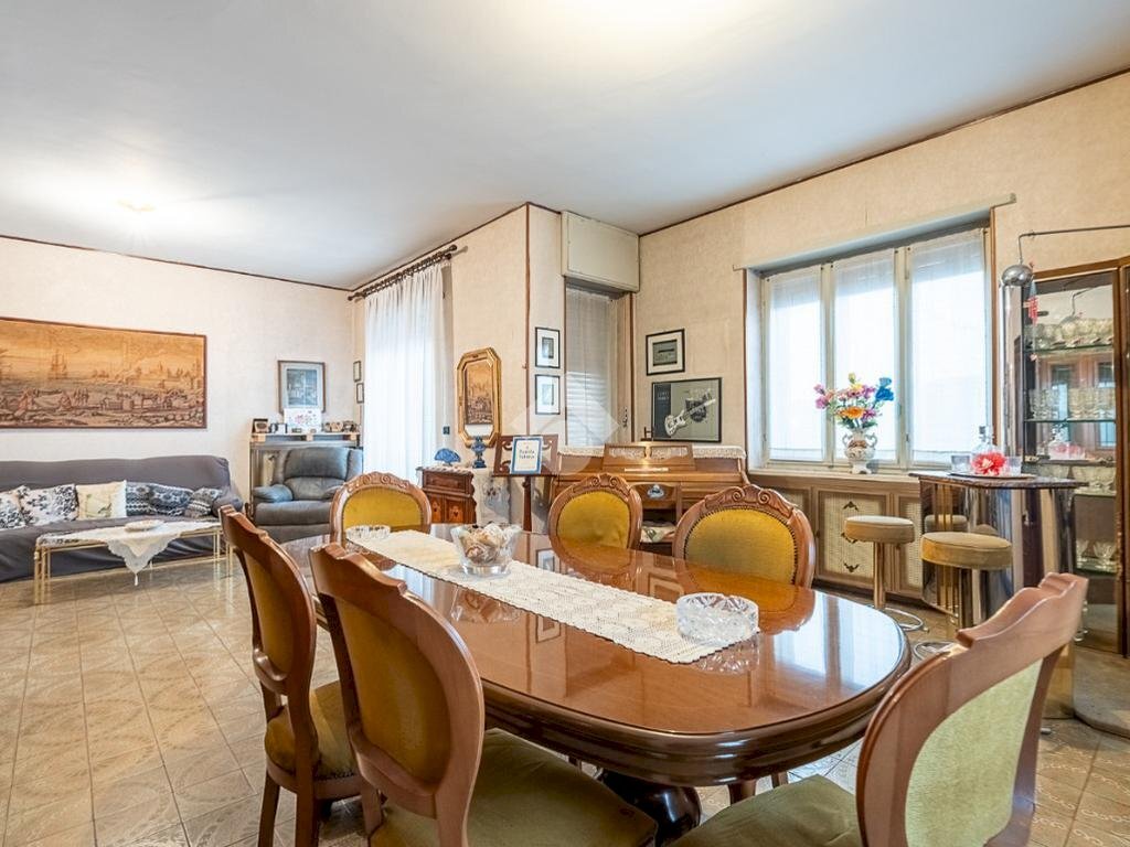 Four-room apartment Via Bardonecchia, Collegno - photo 3