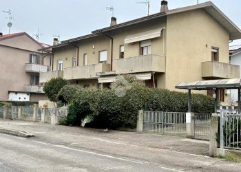 Terraced Villa Viale Litorale Marina, Cesenatico - photo 34