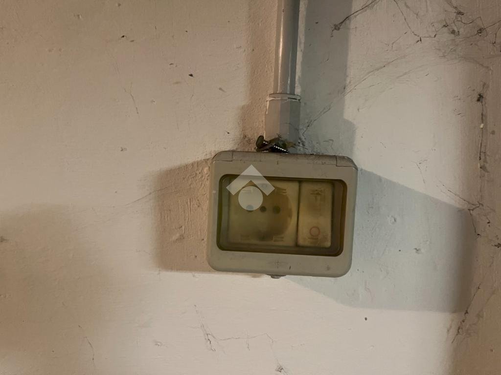 Box Via G. Gambigliani Zoccoli, Modena (zona Baggiovara) - foto 3