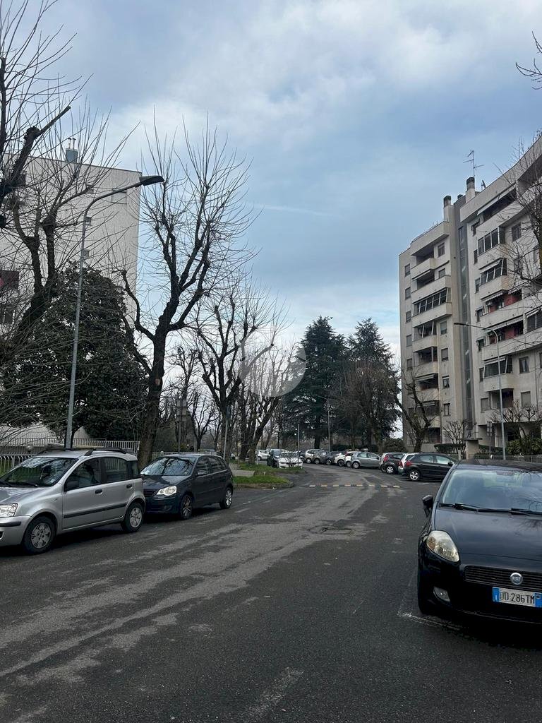 Box Via Massimo D'Azeglio, Rozzano - foto 3