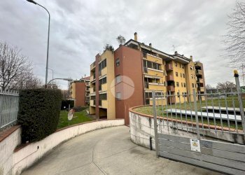 Quadrilocale Via Eugenio Curiel, Rozzano - foto 1