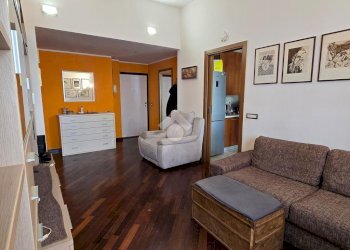 Three-room apartment Via Vincenzo Giordano Orsini, Milano (neighborhood Bande Nere) - photo 4