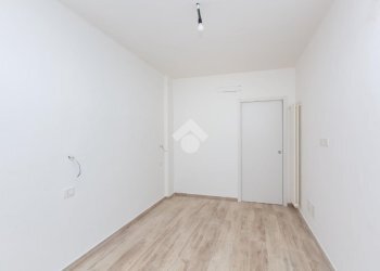 Attic Via Viverone, Torino (neighborhood Parella) - photo 13