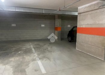 Posto Auto Via Zaccherini Alvisi, Bologna - foto 1