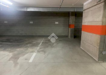 Posto Auto Via Zaccherini Alvisi, Bologna - foto 2