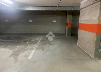 Posto Auto Via Zaccherini Alvisi, Bologna - foto 4