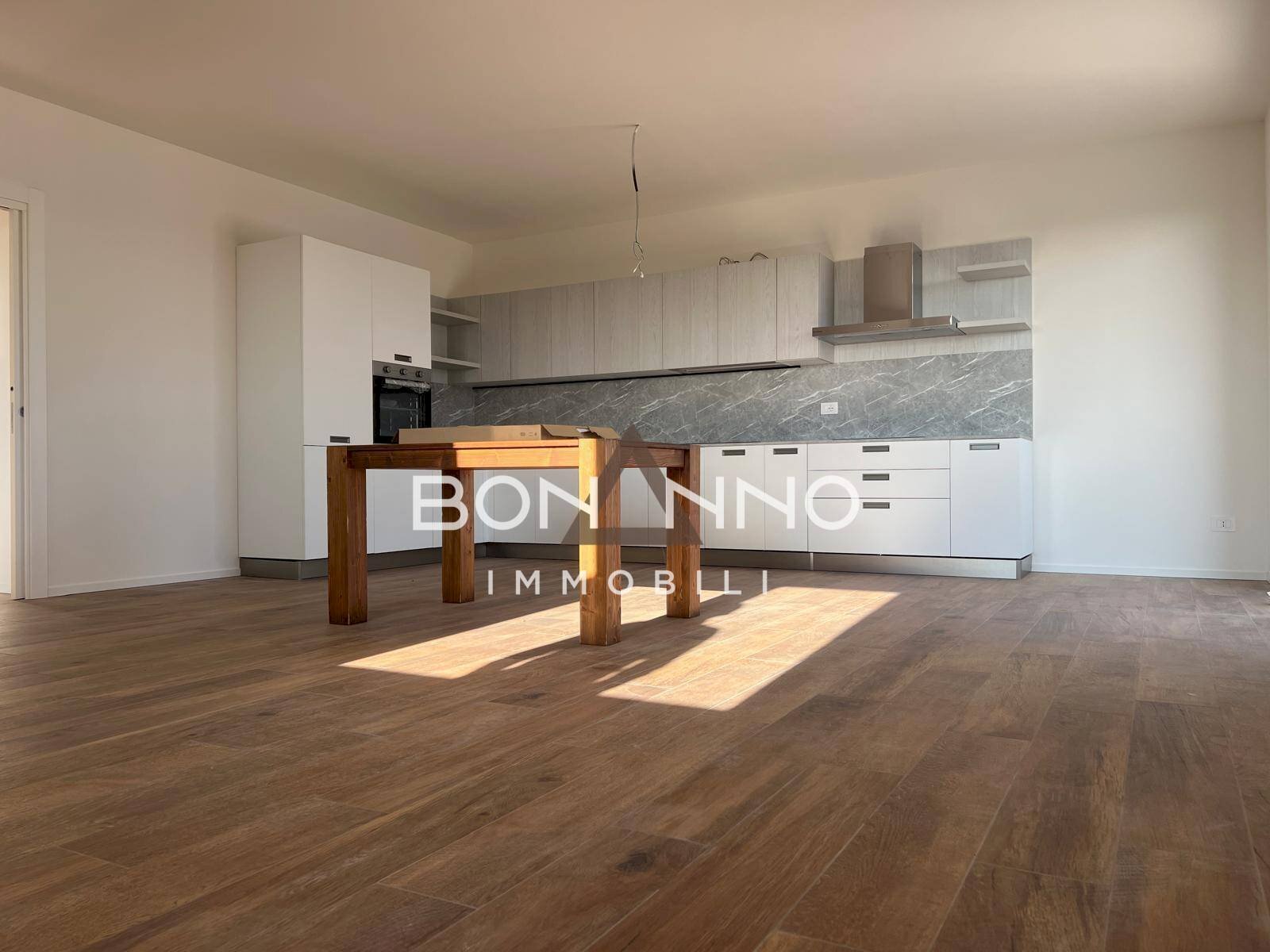 Foto 2 - Attic Via Postioma di Salvarosa
 
16, Castelfranco Veneto - photo 2