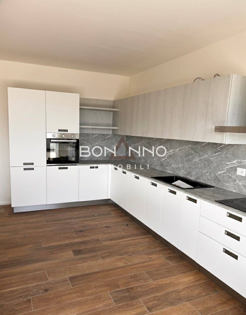 Foto 3 - Attic Via Postioma di Salvarosa
 
16, Castelfranco Veneto - photo 3