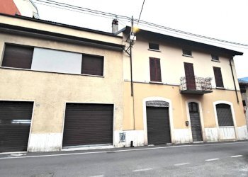 Foto 1 - Stabile - Palazzo Via Bagozzi
 
37, Villa Carcina - foto 1