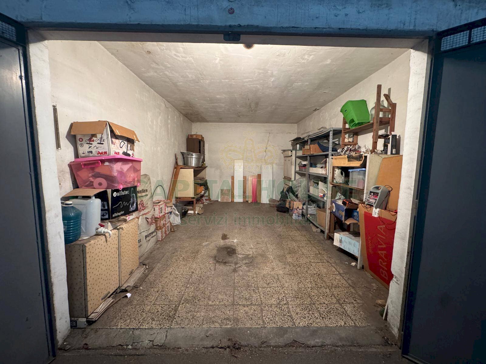 Foto 1 - Box Viale Lincoln, Caserta - photo 1