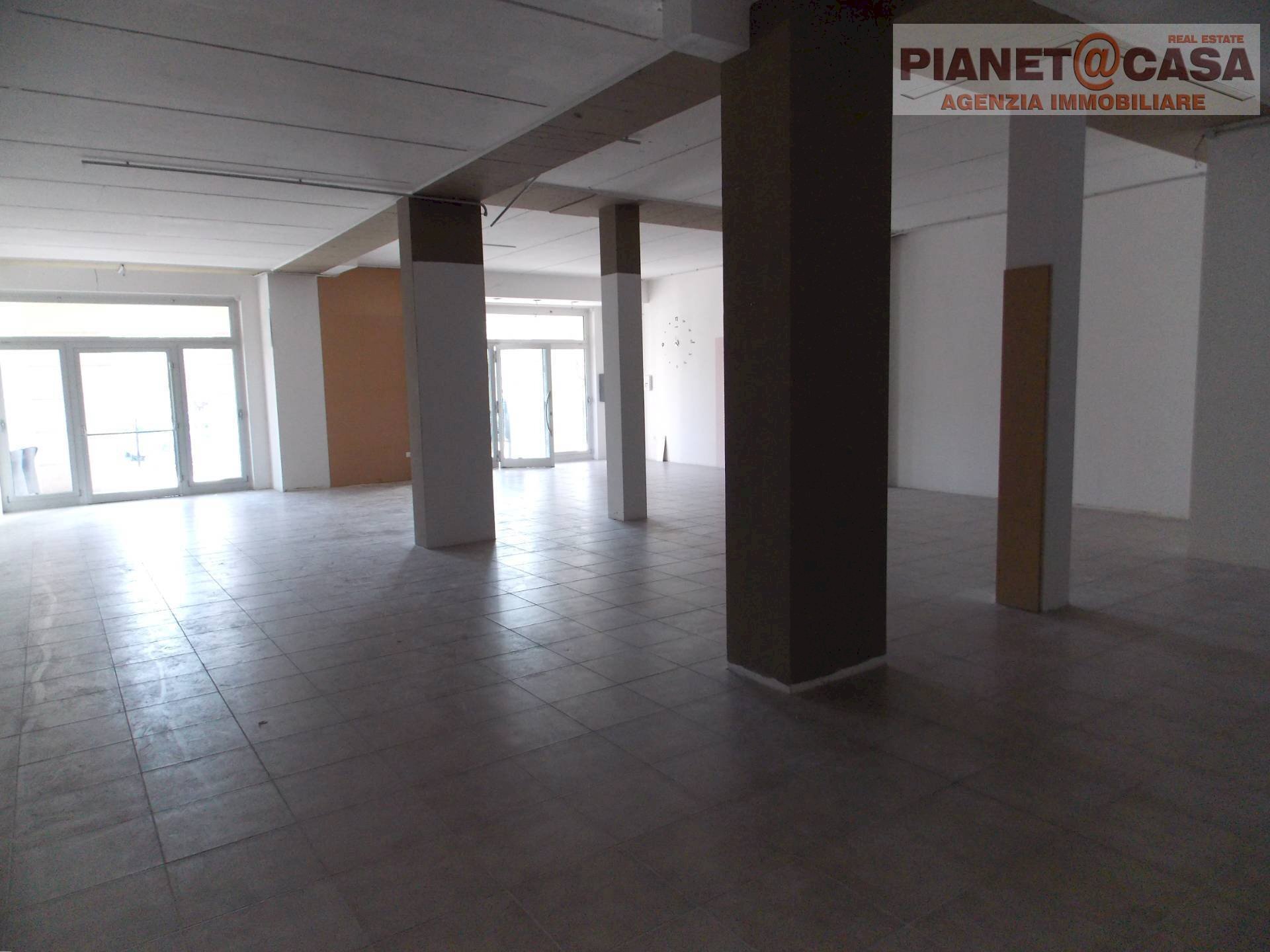 Foto 2 - Commercial Premises Via Bulmetti, Spinetoli - photo 2