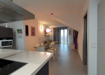 Foto 3 - Villa Giuseppe Pagliacci
 
37, Porto Sant'Elpidio - photo 3