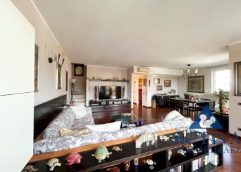 Foto 2 - Casa semi indipendente Via Niccolò Tommaseo
 
22, Magnago - foto 2