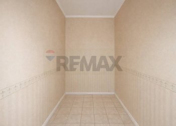 Stanza vuota - Casa semi indipendente via Cesare Battisti
 
10, Casoria - foto 6