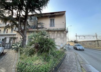 Casa all\'aperto - Casa semi indipendente via Cesare Battisti
 
10, Casoria - foto 17