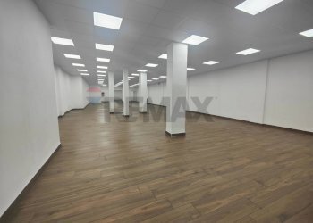 Stanza vuota - Negozio via Giustino Fortunato
 
47, Casoria - foto 3