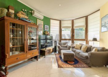 Soggiorno - Trilocale Via Bari
 
27, Bari - foto 2